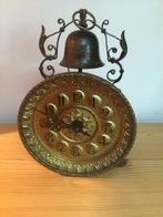 Horloge unique 1800, Enlèvement