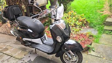 AGM SCOOTER  50 Cc te koop  beschikbaar voor biedingen