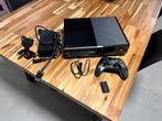 Xbox One 500 Go + manette spéciale + câbles – Très bon état, Ophalen, Gebruikt