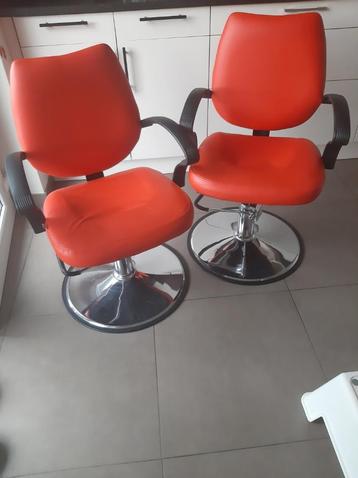 Kappersstoelen met pomp