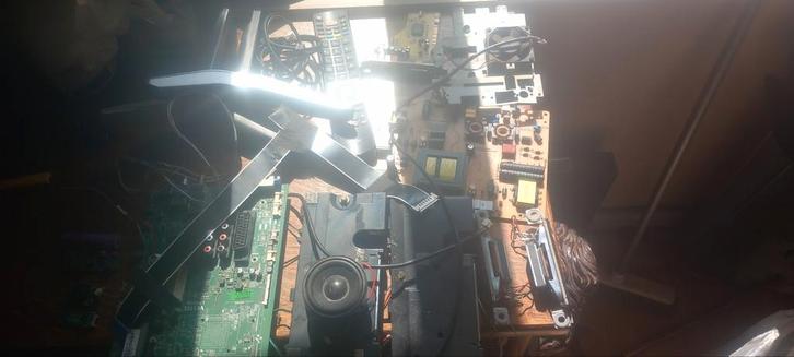 Lot alimentation/son  télé Samsung et Haier fonctionnelle., Computers en Software, Overige Computers en Software, Gebruikt, Ophalen