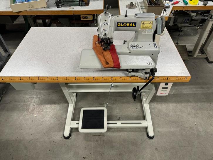 Industriële blindzoom naaimachine global BM-230, Hobby en Vrije tijd, Naaimachines en Toebehoren, Gebruikt, Naaimachine, Overige merken