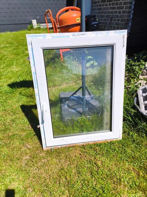 wit PVC raamkozijn, Doe-het-zelf en Bouw, Glas en Ramen, Gebruikt, Gevelraam of Ruit, 80 tot 120 cm, 80 tot 120 cm, Dubbelglas