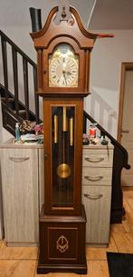 Mooie antieke staande klokken, Enlèvement