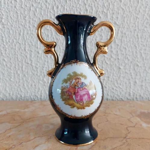 Vase en porcelaine bleu cobalt - Limoges, Antiquités & Art, Antiquités | Vases, Enlèvement ou Envoi