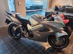 Exclusieve schowroomstaat Honda VFR 800 V4-V-tec Lazer, Motoren, Motoren | Honda, Sportuitlaat, 4 cilinders, Particulier, 800 cc