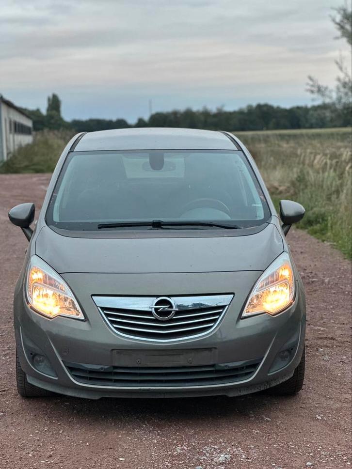 opel meriva 2011 1.7 diesel 250.000km automaat, Auto's, Opel, Particulier, Meriva, Diesel, Euro 5, 5 deurs, Automaat, Ophalen