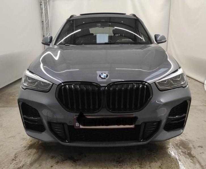 BMW X1 25e M-Pakket-Pano-Led-Prof-Memory Zetels-Cam-19", Autos, BMW, Entreprise, Achat, X1, 4x4, ABS, Caméra de recul, Phares directionnels