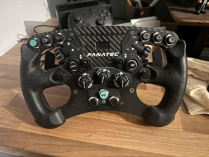 Fanatec dd pro setup (8nm) pc/playstation, Games en Spelcomputers, Spelcomputers | Sony PlayStation 5, Zo goed als nieuw, Ophalen