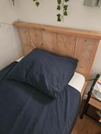 Bed met elektrisch aanpasbare lattenbodem, Huis en Inrichting, Slaapkamer | Bedden, Ophalen, Zo goed als nieuw, Steigerhout, 220 cm