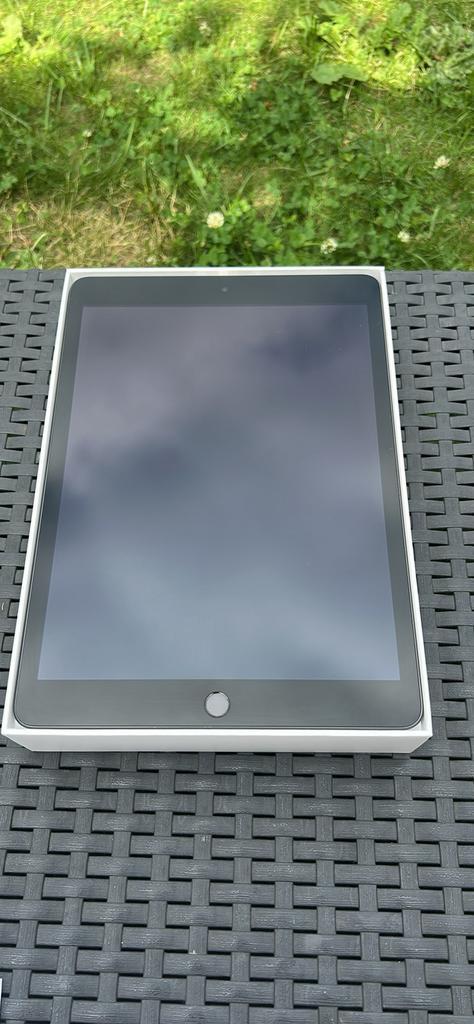 iPad 9 (2021) 256 GB – Zo goed als nieuw – Originele doos, Computers en Software, Apple iPads, Zo goed als nieuw, Apple iPad, Wi-Fi