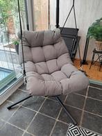 Nieuwe hangstoel met kussen., Enlèvement