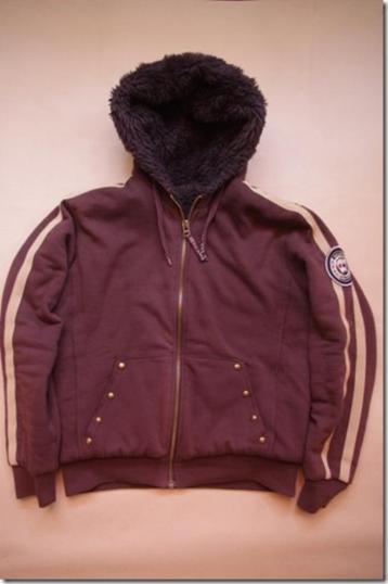 Hoodie met kap en pels beschikbaar voor biedingen