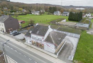 Commercieel à louer à Tamines, 2 chambres disponible aux enchères