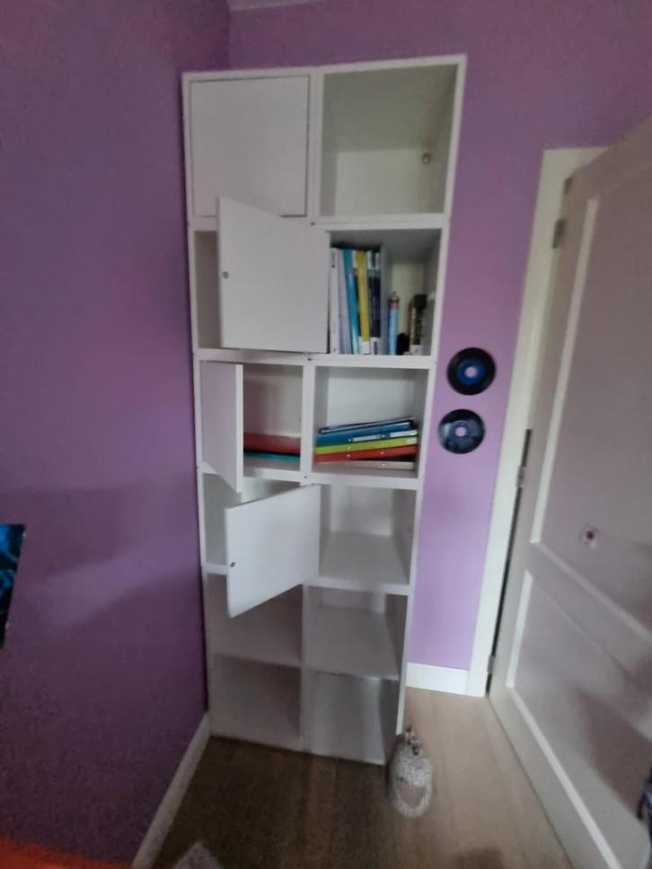 Eket kast modulair ikea 12 stuks 4 met deur, Huis en Inrichting, Kasten | Boekenkasten, Zo goed als nieuw, Ophalen