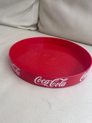 Coca-cola dienblad beschikbaar voor biedingen