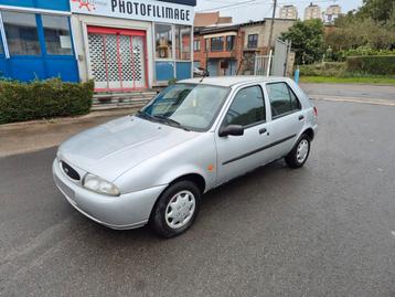 Ford Fiesta 1.3i km 71000 An 1999 Berline CT ok 5place 