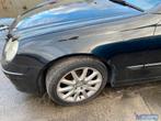 MERCEDES CLK W209 Zwart C197 links voorscherm 2002-2010, Gebruikt, Mercedes-Benz