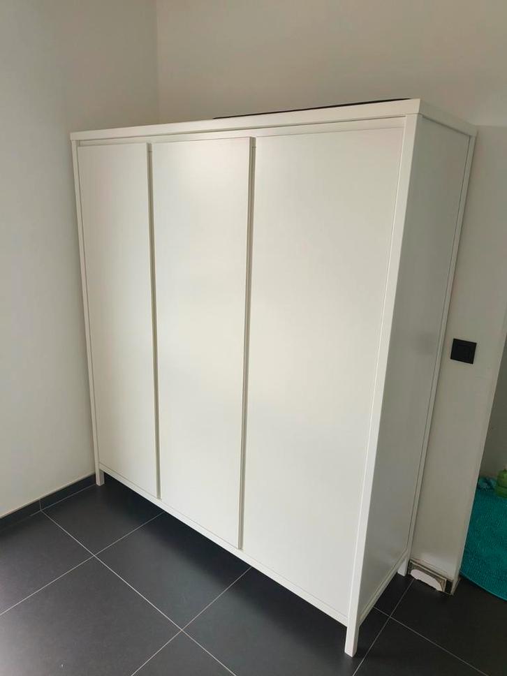 Moderne Witte Kast - Veel Opbergruimte!, Huis en Inrichting, Kasten | Dressoirs, Gebruikt, Ophalen