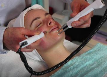 BioWave microcurrent micro current cavitatie schoonheidssalo beschikbaar voor biedingen