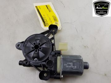 MOTOR RAAMMECHANIEK Skoda Octavia (NXAA) (|5Q0959801|) beschikbaar voor biedingen