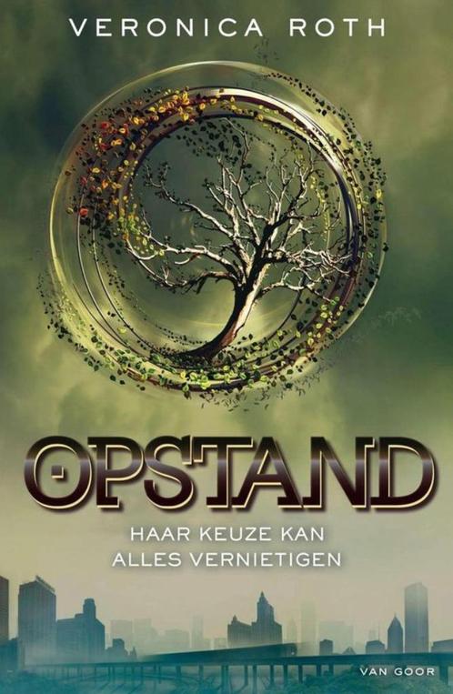 Te Koop Boek DIVERGENT 2 OPSTAND Veronica Roth, Boeken, Romans, Zo goed als nieuw, Amerika, Ophalen of Verzenden