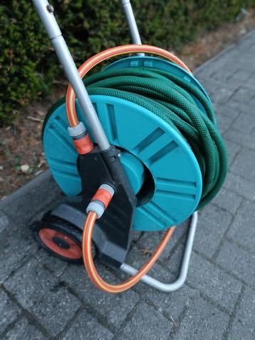 Tuinslang met haspel op wielen, waterslang van Gardena met e disponible aux enchères