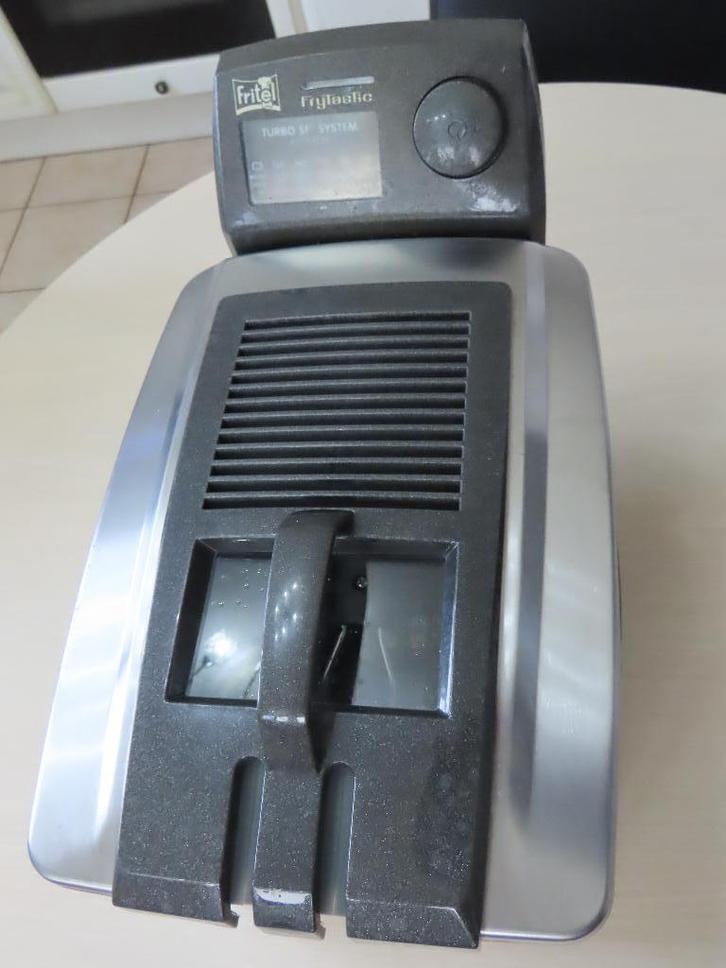 Friteuse Frytastic 5371 – 4L – 3200W, Electroménager, Friteuses, Utilisé, 4 litres ou plus, Pan intérieur amovible, Enlèvement