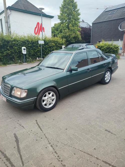 Mercedes E 250 Oldtimer Diesel Multisoupape (1994)**, Auto's, Mercedes-Benz, Particulier, E-Klasse, ABS, Airbags, Airconditioning
