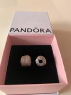 2 Charms clips PANDORA, Handtassen en Accessoires, Pandora, Zo goed als nieuw