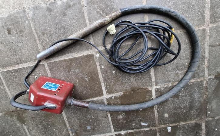 vibreur beton, Doe-het-zelf en Bouw, Gereedschap | Zaagmachines, Gebruikt, Ophalen