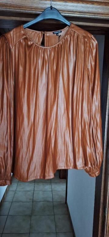 Caroline Biss blouse - nieuw beschikbaar voor biedingen