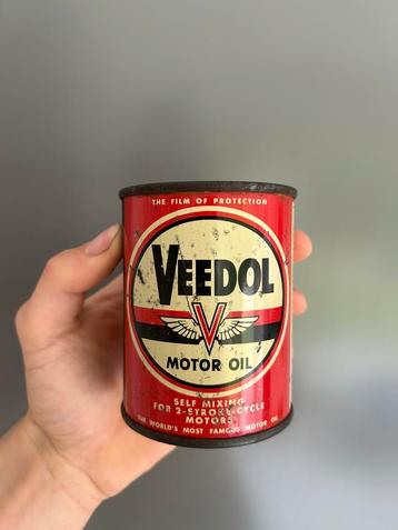 Petit bidon d’huile olieblik olie blik oil can Veedol oud beschikbaar voor biedingen