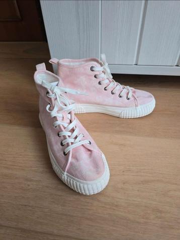 Lee Cooper hoge sneakers maat 40 mooie staat beschikbaar voor biedingen