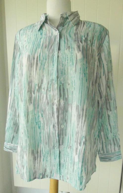 NIEUWE "DAMART" turquoise blousemaat; I, Kleding | Dames, Blouses en Tunieken, Nieuw, Maat 42/44 (L), Blauw, Ophalen of Verzenden
