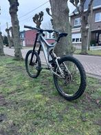 Specialized downhill mountainbike, Vélos & Vélomoteurs, Cyclomoteurs | Cyclomoteurs de cross, Enlèvement, Comme neuf