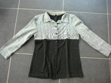 zwart met gespikkeld gilet beschikbaar voor biedingen