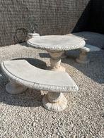 Tuinset tafel & 2 zitbanken in beton, Ophalen, Zo goed als nieuw