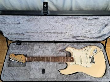 Fender Stratocaster American Standard, Enlèvement, Comme neuf, Solid body, Fender