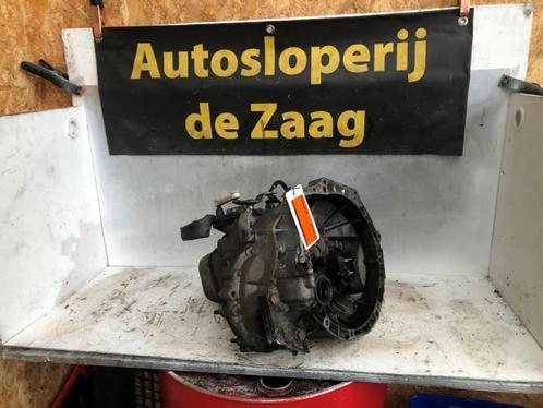 Versnellingsbak van een Peugeot 208, Auto-onderdelen, Transmissie en Toebehoren, Peugeot, Gebruikt, 3 maanden garantie, Ophalen of Verzenden