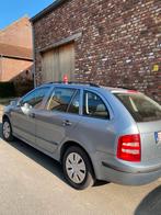 Skoda fabia break 1.4 16v benzine, Auto's, Skoda, Voorwielaandrijving, Stof, Zwart, Blauw