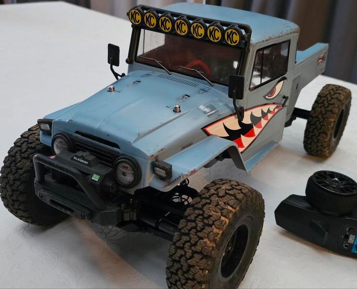 Element RC Zuul 1/10 crawler RTR look scale, Hobby & Loisirs créatifs, Modélisme | Radiocommandé & Téléguidé | Voitures, Comme neuf