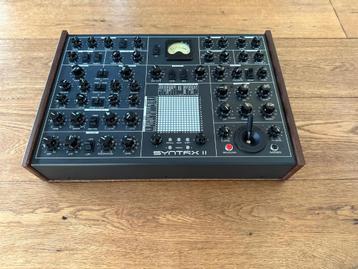 ERICA SYNTHS SYNTRX II beschikbaar voor biedingen