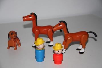 Vintage fisher price little people cowboy paarden hond vinta beschikbaar voor biedingen