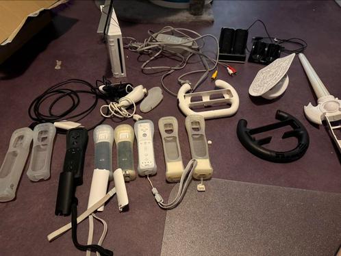Wii - met accessoires en KOPPELSTUK!, Games en Spelcomputers, Spelcomputers | Nintendo Wii, Ophalen