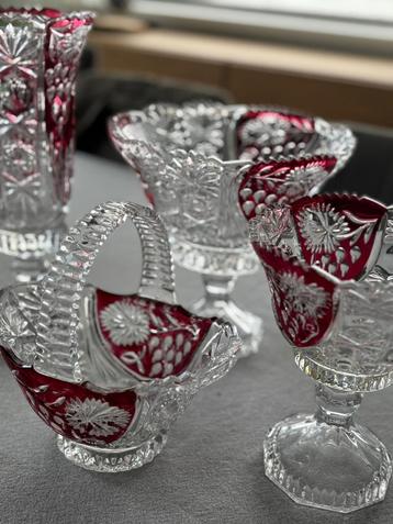 Set glaswerk beschikbaar voor biedingen