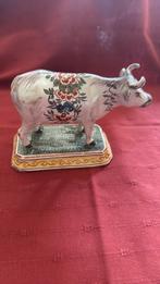 19e eeuwse Delftse of Desvres aardewerken koe, Ophalen