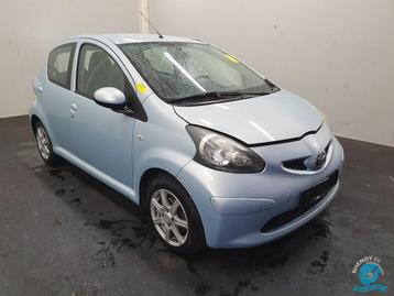 Aygo voorkop compleet 2007 (plaatwerk verlichting koelers ed beschikbaar voor biedingen