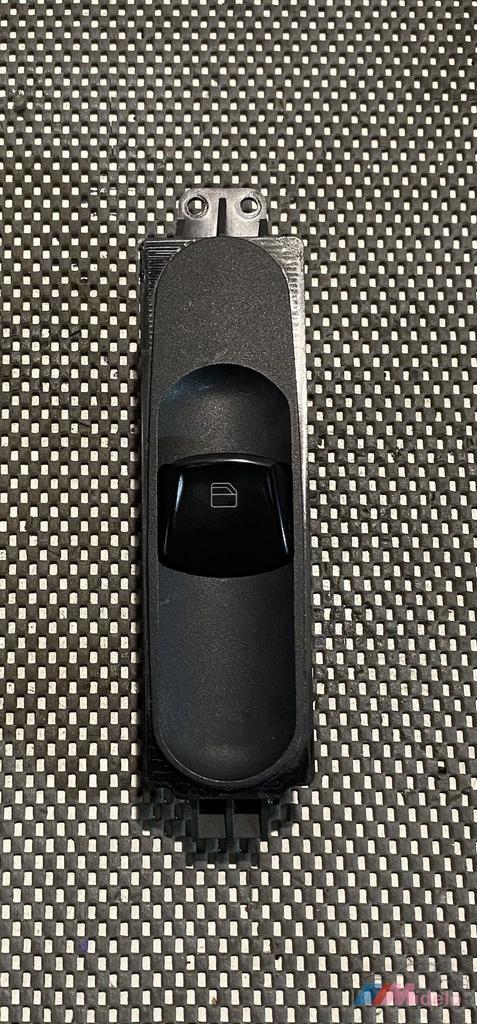 MERCEDES VITO RAAM SCHAKELAAR RECHTS A6395451413, Autos : Pièces & Accessoires, Tableau de bord & Interrupteurs, Mercedes-Benz