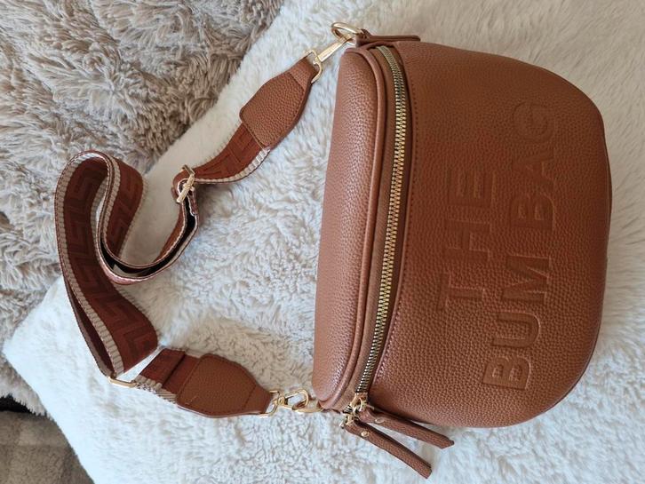 Heuptas Camel NIEUW, Handtassen en Accessoires, Tassen | Damestassen, Nieuw, Schoudertasje, Overige kleuren, Ophalen